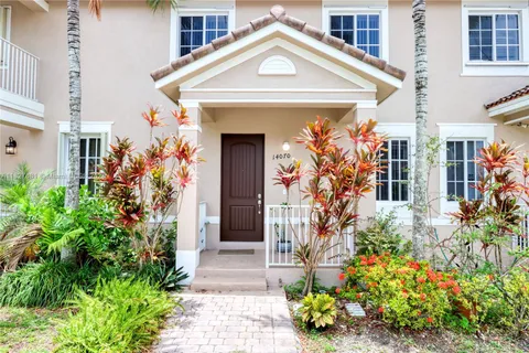 14070 SW 275th St, Homestead FL 33032
