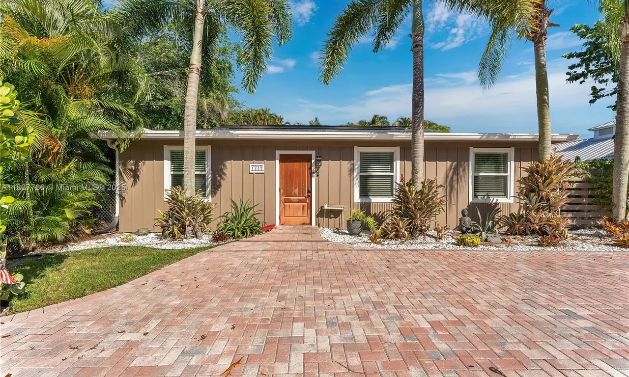 1862 Center St, Jupiter FL 33458