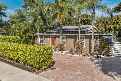 1862 Center St, Jupiter FL 33458