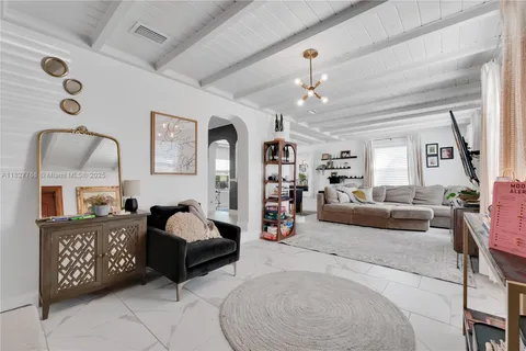 1862 Center St, Jupiter FL 33458