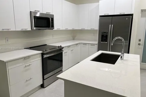 8001 NW 41st St # 202, Doral FL 33166