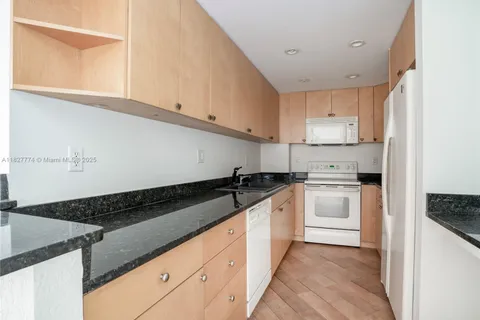 10350 W Bay Harbor Dr # 6L, Bay Harbor Islands FL 33154