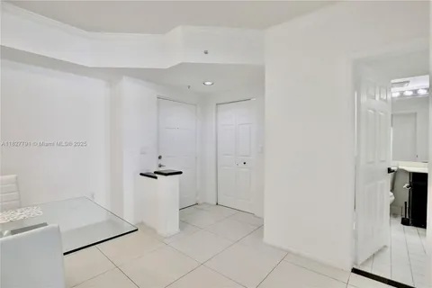 17150 N Bay Rd # 2320, Sunny Isles Beach FL 33160