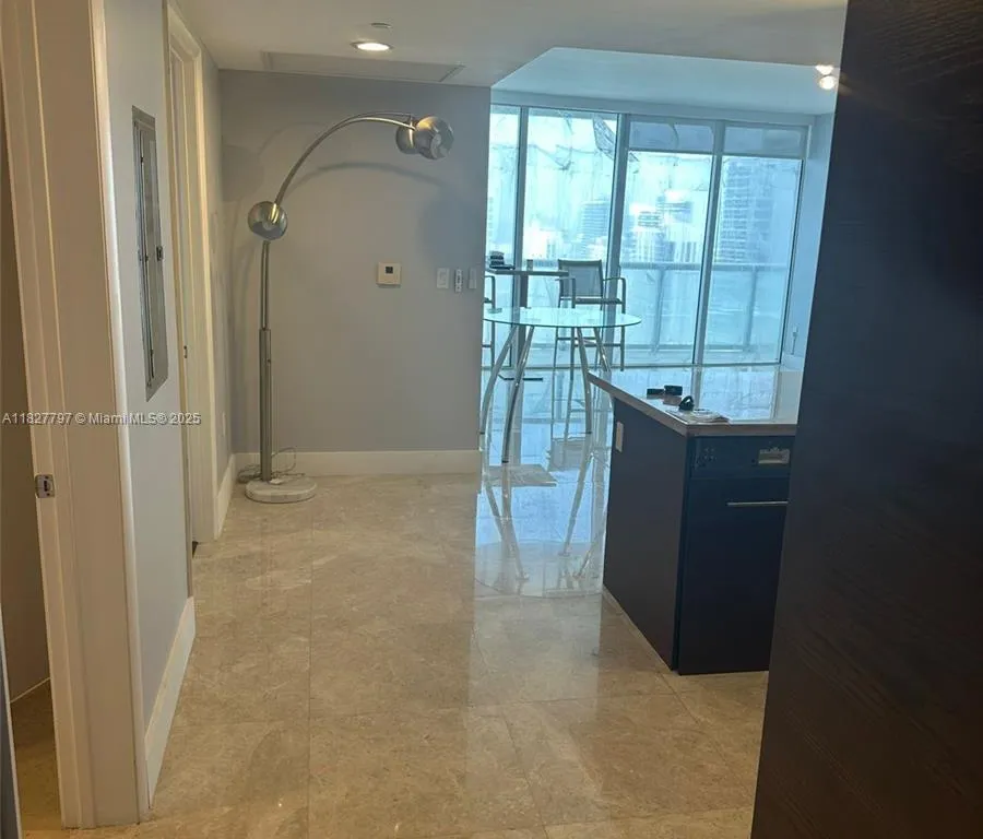 495 Brickell Ave # 5211, Miami FL 33131