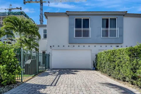 1110 SE 4th Ave, Fort Lauderdale FL 33316
