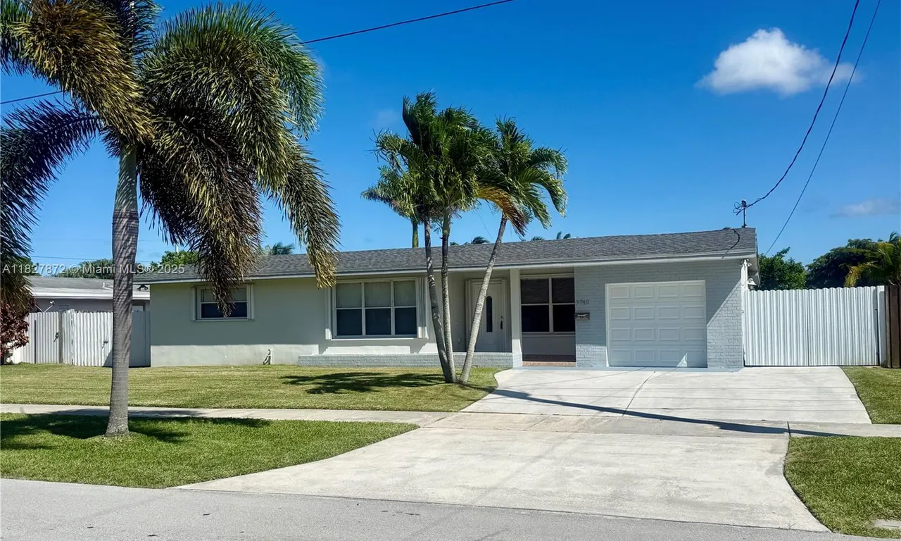 9740 Sterling Dr, Cutler Bay FL 33157