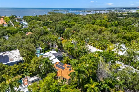 3211 Morris Ln, Miami FL 33133
