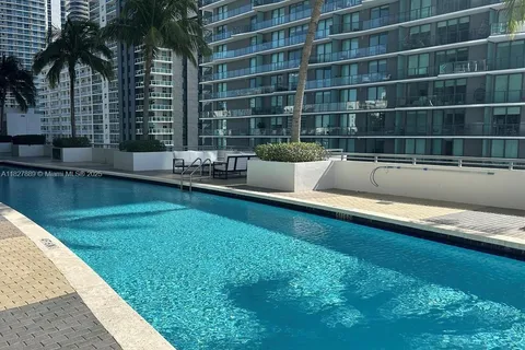60 SW 13th St # 2824, Miami FL 33130