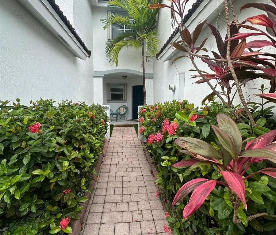 11480 NW 48th Ter # 11480, Doral FL 33178