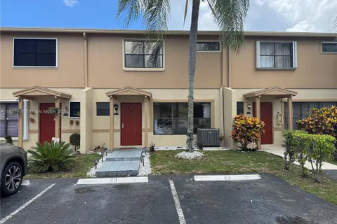 3370 Beau Rivage Dr, Pompano Beach FL 33064
