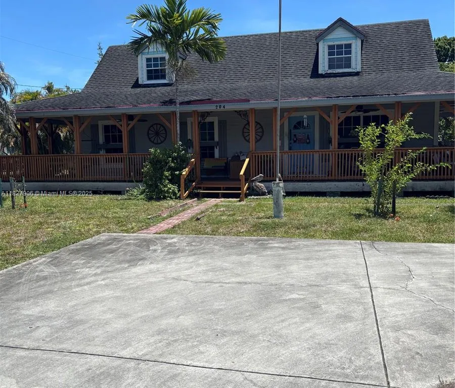 204 SW 4th Ave, Hallandale Beach FL 33009