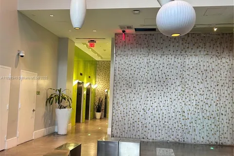 133 NE 2nd Ave # 815, Miami FL 33132