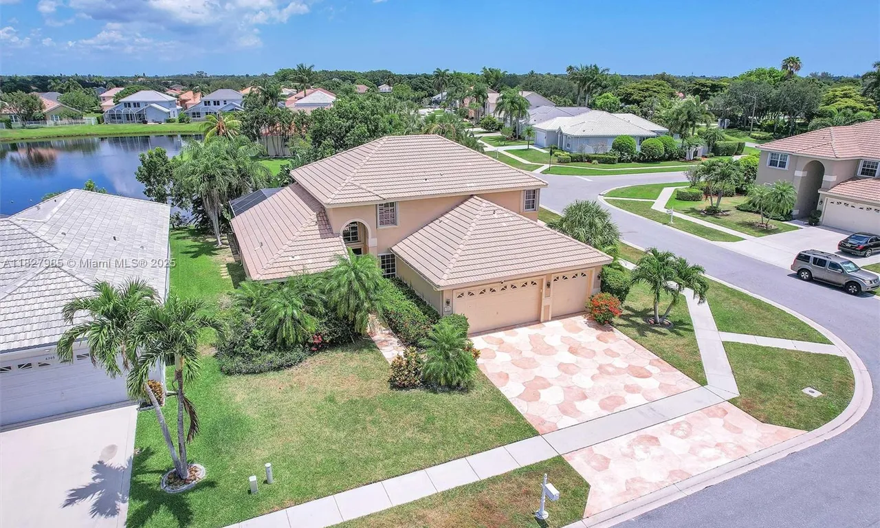 6201 Floridian Cir, Lake Worth FL 33463