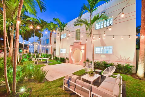 835 Jefferson Ave # 4, Miami Beach FL 33139