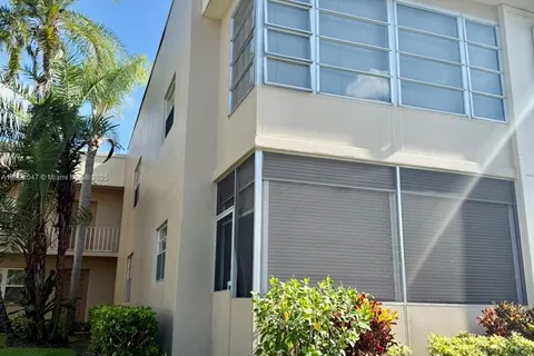 402 Capri I # I, Delray Beach FL 33484