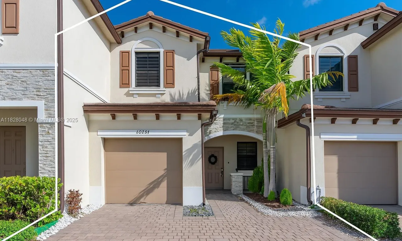 10237 SW 228th Ter, Miami FL 33190