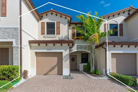 10237 SW 228th Ter, Miami FL 33190