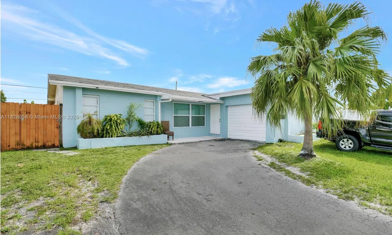 8960 Sunset Strip, Sunrise FL 33322