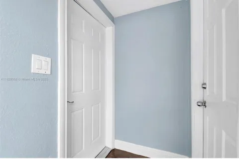 8960 Sunset Strip, Sunrise FL 33322