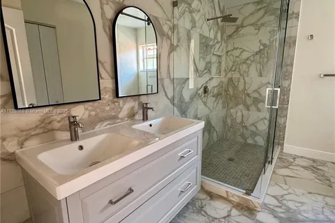 8638 NW 1st Ln # 8638, Miami FL 33126
