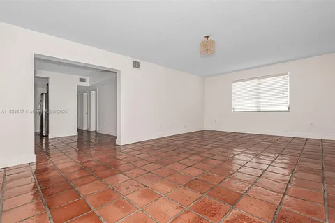 309 S Bird Rd # 309, Coral Gables FL 33146