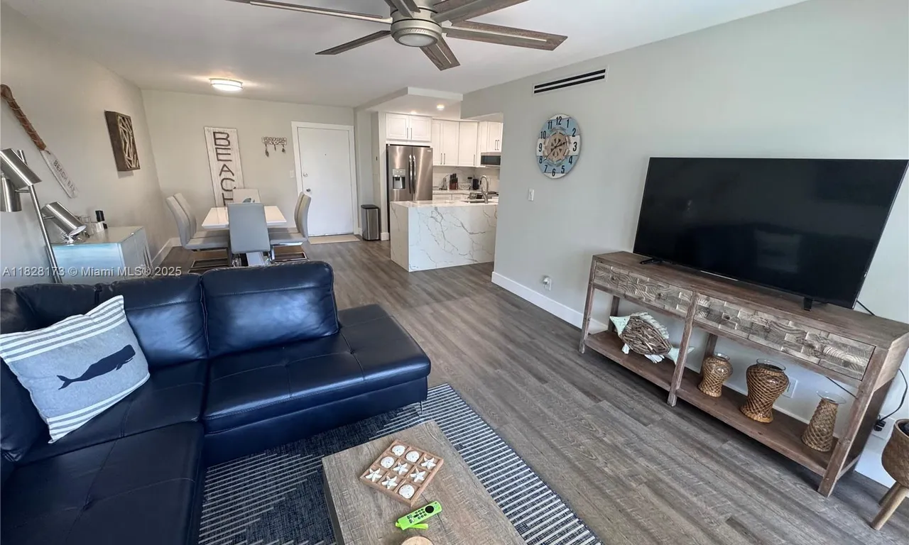 301 N Ocean Blvd # 404, Pompano Beach FL 33062