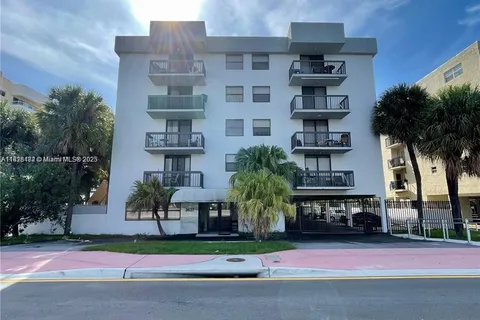 3637 Indian Creek Dr # 403, Miami Beach FL 33140