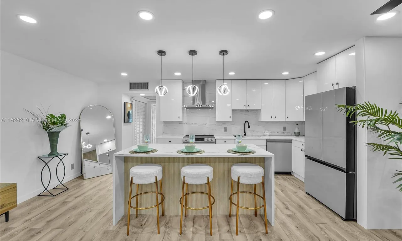 2905 Victoria Pl # D2, Coconut Creek FL 33066