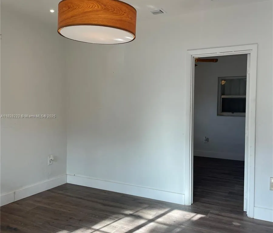 1020 SW 5th St # 1, Miami FL 33130