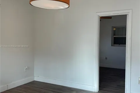 1020 SW 5th St # 1, Miami FL 33130