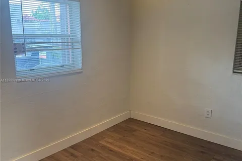 1020 SW 5th St # 1, Miami FL 33130