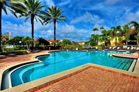 1227 SW 46th Ave # 310, Pompano Beach FL 33069