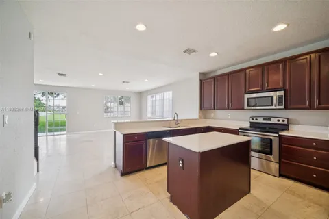 13913 SW 278th St, Homestead FL 33032