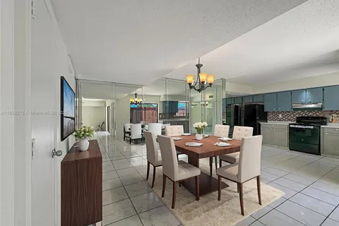 8103 SW 24th St, North Lauderdale FL 33068