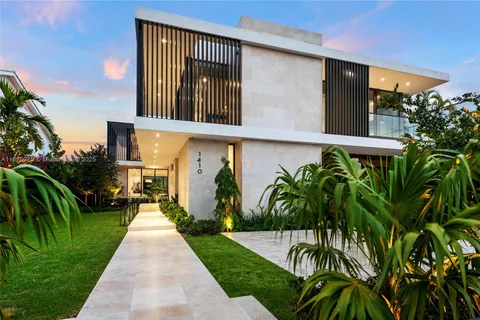 1410 S Biscayne Point Rd, Miami Beach FL 33141
