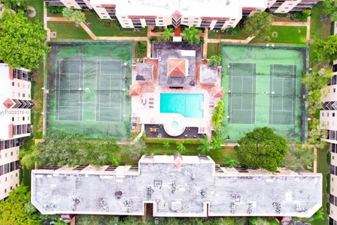 10501 W Broward Blvd # 304, Plantation FL 33324