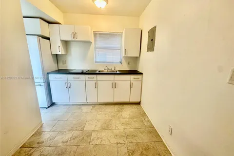 2325 Fillmore St # 4, Hollywood FL 33020