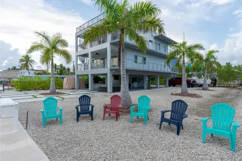 475 Bahia Honda Rd, Key Largo FL 33037