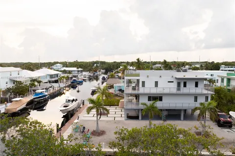 475 Bahia Honda Rd, Key Largo FL 33037
