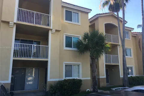 2600 S University Dr # 217, Davie FL 33328