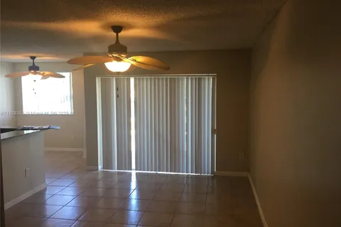2600 S University Dr # 217, Davie FL 33328