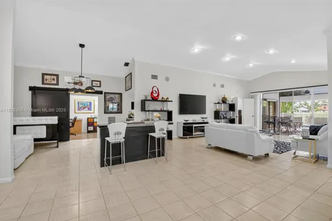 10344 Sunset Bend Dr, Boca Raton FL 33428