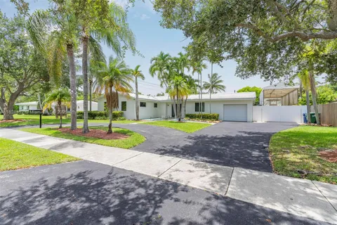 15920 SW 85th Ave, Palmetto Bay FL 33157