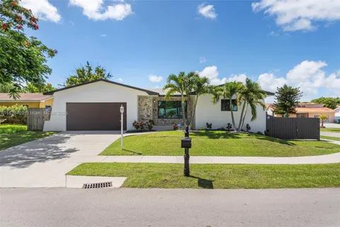 20175 SW 89th Ct, Cutler Bay FL 33189