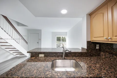 670 NW 85th Pl # 201, Miami FL 33126