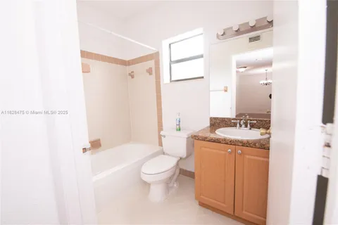 3883 Coral Tree Cir # 3883, Coconut Creek FL 33073