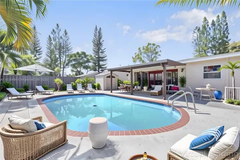 4960 SW 5th St, Margate FL 33068