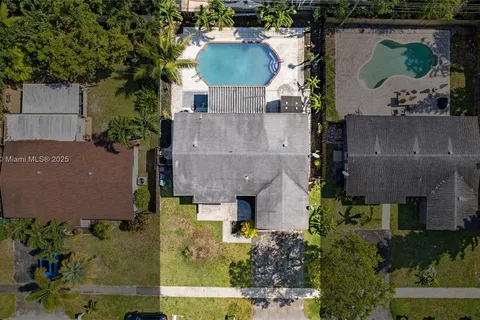 4960 SW 5th St, Margate FL 33068