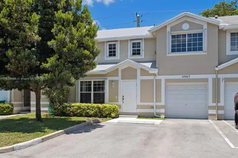 4967 SW 123rd Ter, Cooper City FL 33330