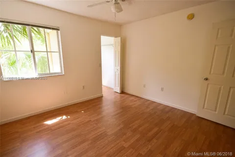 2427 Centergate Dr # 306, Miramar FL 33025